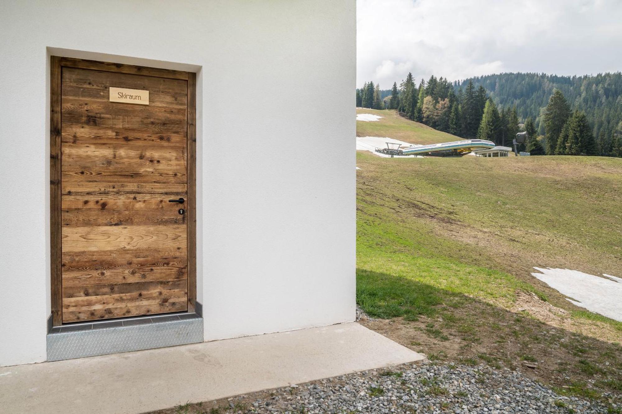 Blosegghof Bergchalets Waldblick Racines Zewnętrze zdjęcie