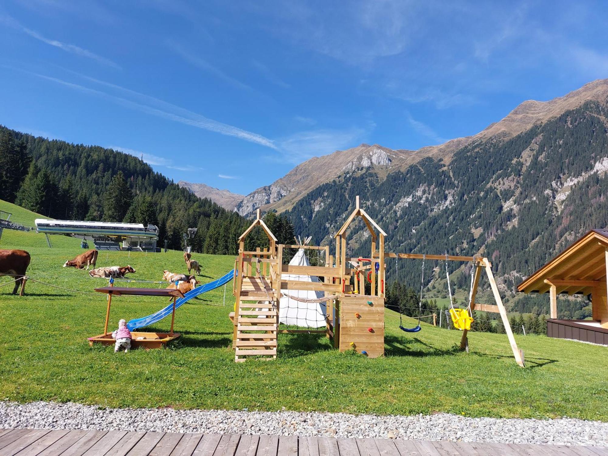 Blosegghof Bergchalets Waldblick Racines Zewnętrze zdjęcie